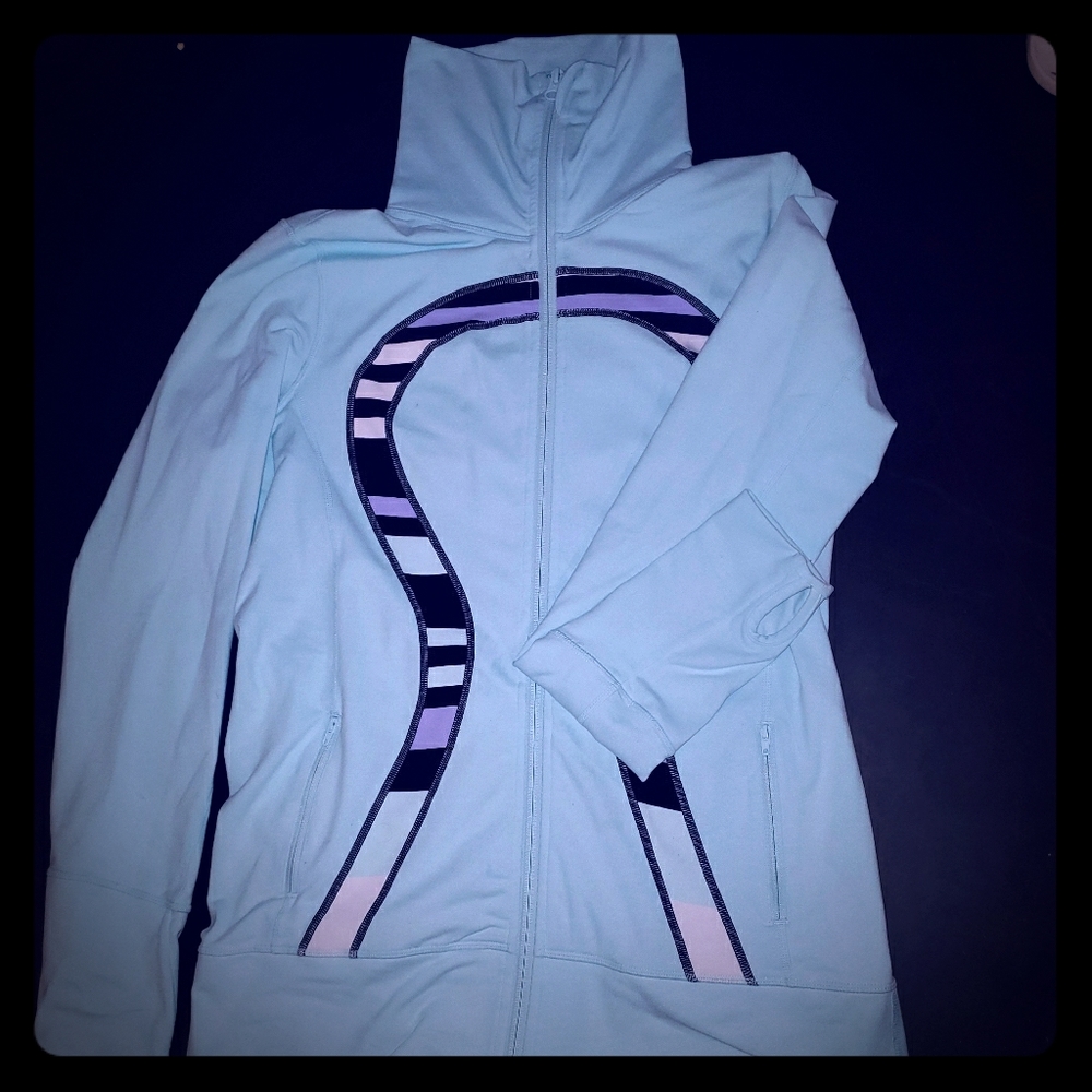 Lululemon size 10 zip up